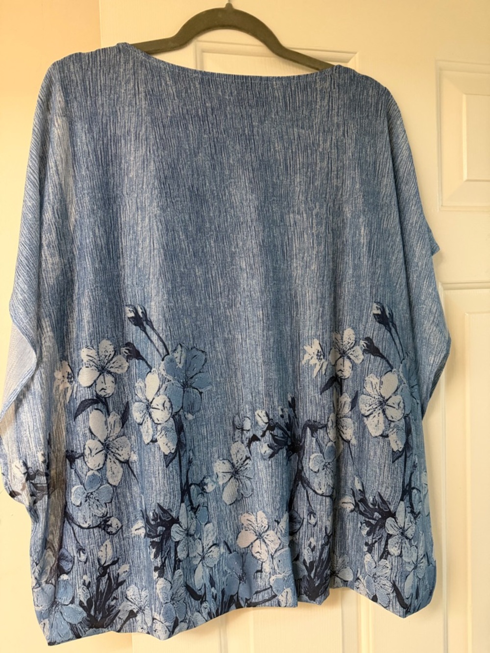 Blue Floral Blouson Top - Picture 6 of 6